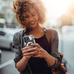 KRYT TECH-PROTECT MAGMOOD MAGSAFE IPHONE 15 PRO WHITE DAISY