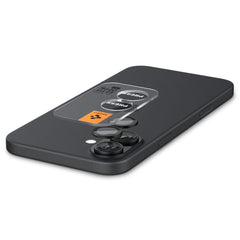 OCHRANNÉ TVRDENÉ SKLO PRE ŠOŠOVKU FOTOAPARÁTU SPIGEN OPTIK PRO GLAS.TR ”EZ FIT” CAMERA PROTECTOR 2-PACK IPHONE 16 / 16 PLUS BLACK