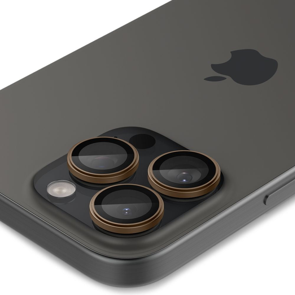 OCHRANNÉ TVRDENÉ SKLO PRE ŠOŠOVKU FOTOAPARÁTU SPIGEN OPTIK PRO GLAS.TR ”EZ FIT” CAMERA PROTECTOR 2-PACK IPHONE 16 PRO / PRO MAX DESERT TITANIUM