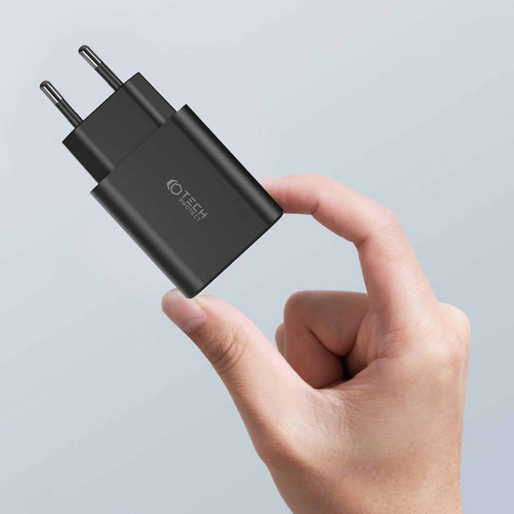 SIEŤOVÁ NABÍJAČKA NA MOBIL A TABLET  TECH-PROTECT C30W 3-PORT NETWORK CHARGER PD30W/QC3.0 WHITE