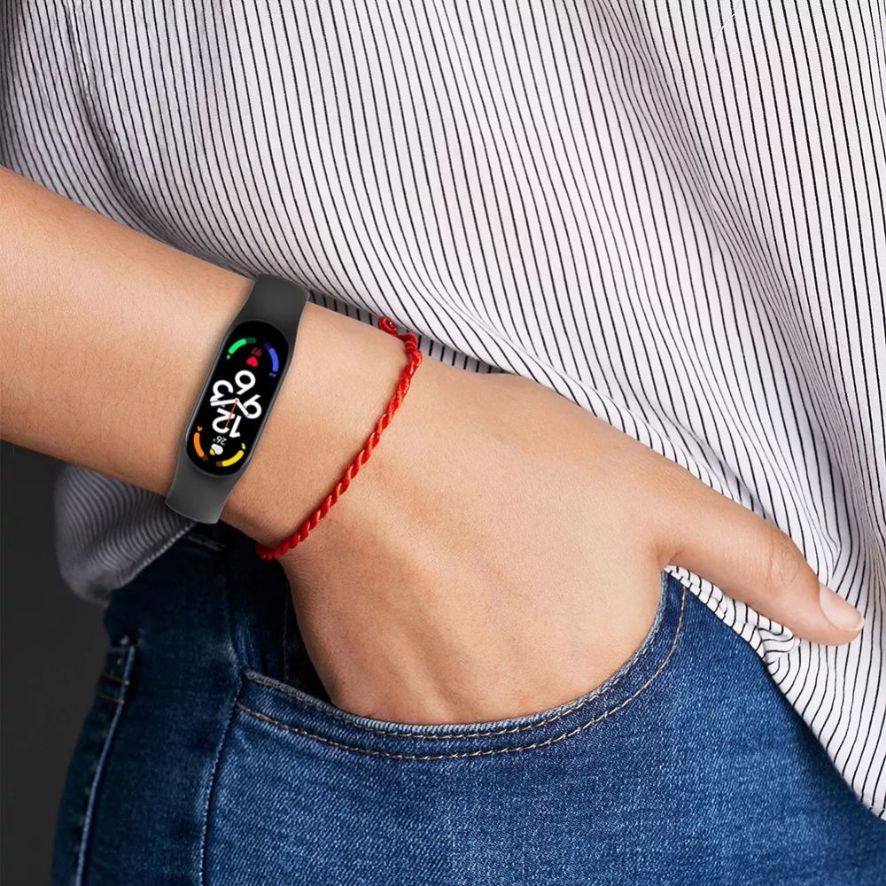 SILIKÓNOVÝ REMIENOK NA XIAOMI MI BAND 5 / 6 / 6 NFC / 7 HEYBAND ICON MILITARY GREEN