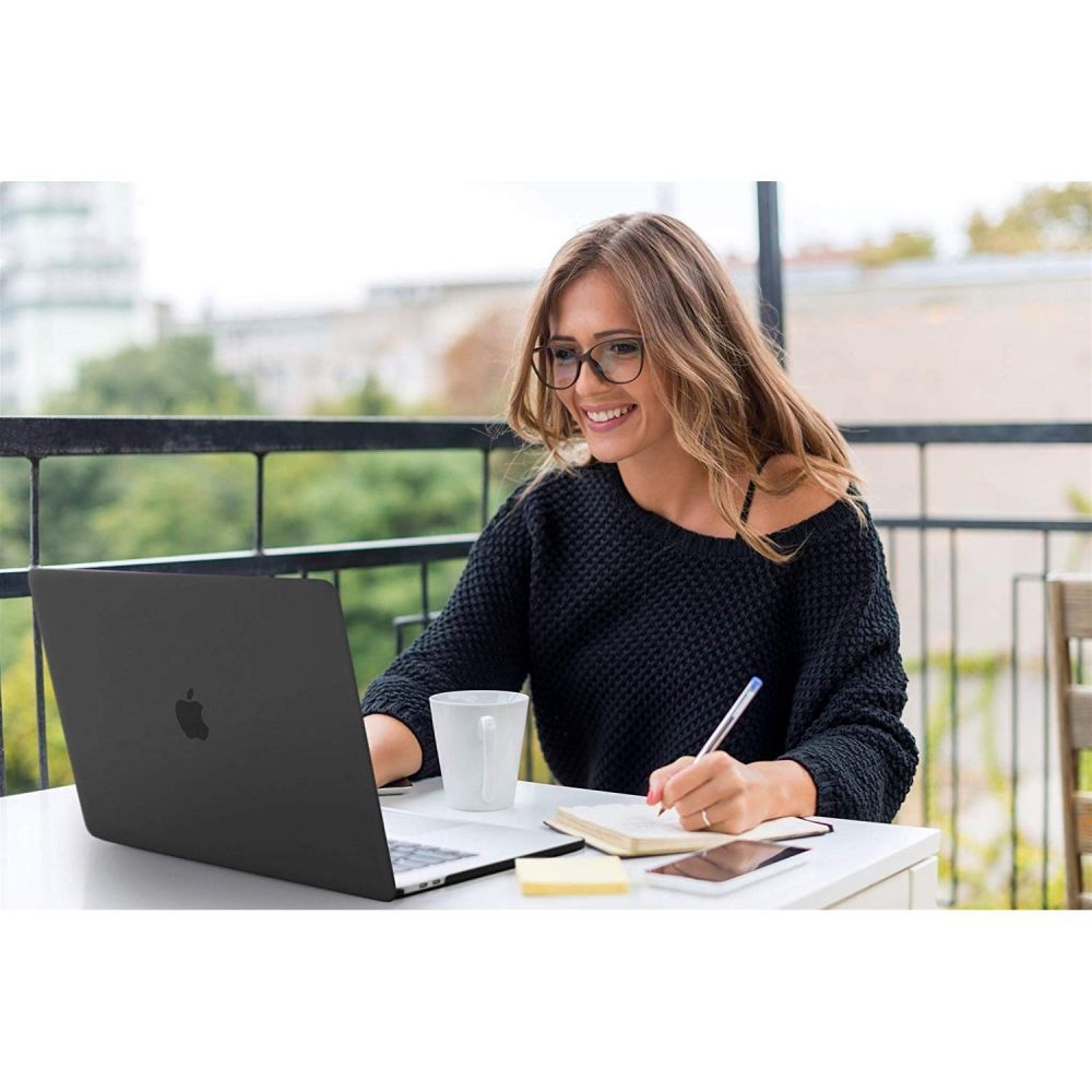 OBAL NA MACBOOK AIR 13" M2 / M3 / 2022-2024 DOOP SMARTSHELL CRYSTAL CLEAR